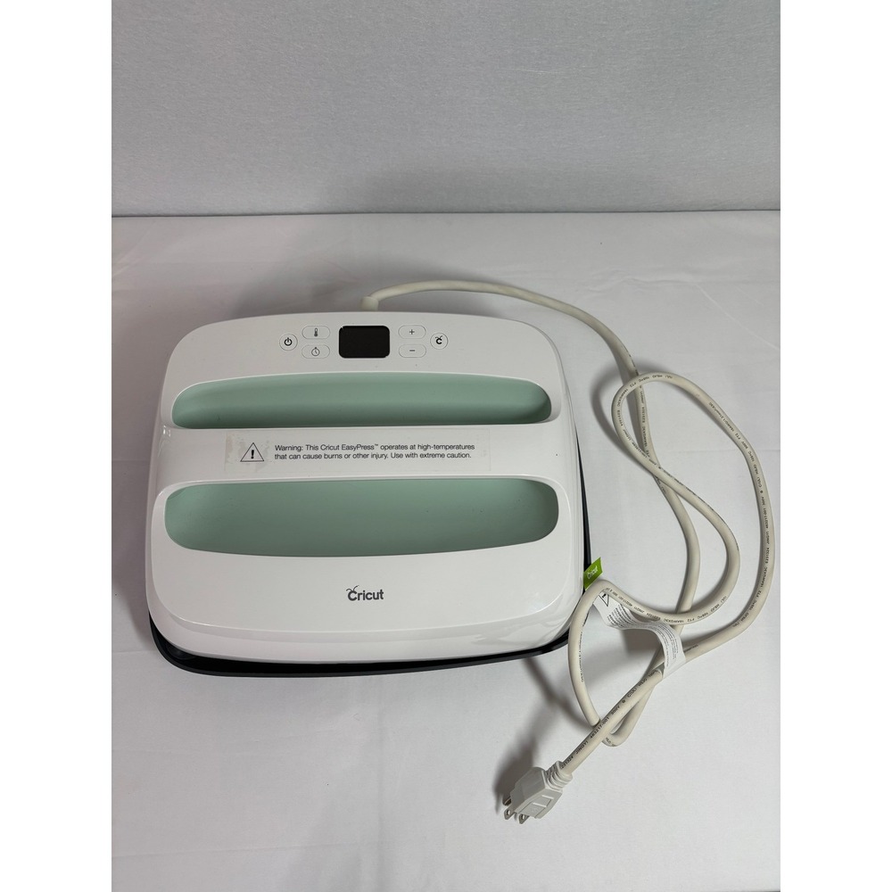 Cricut EasyPress 2 Heat Press Machine 12x10 Mint Green White CHP220B2